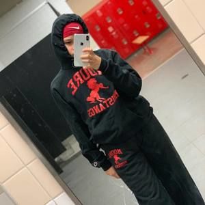 Meet your Posher, Dante